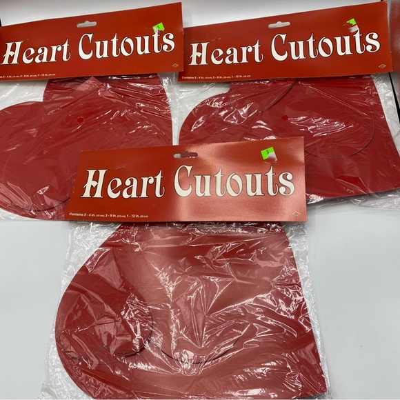 Beistle Valentine's Day Heart Cutouts 15 Pie Assorted Sizes Wall or Window Decor - Picture 1 of 5